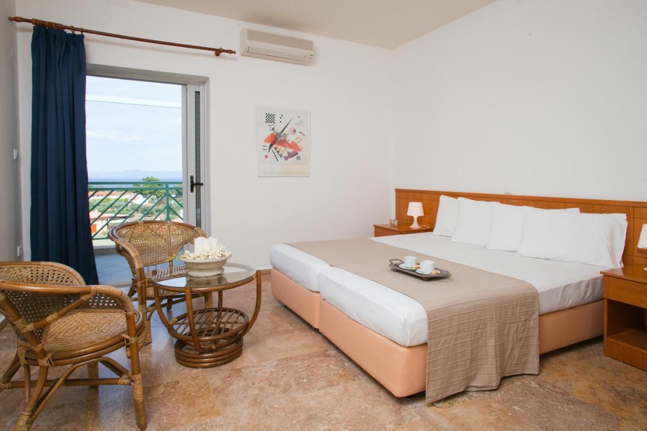 Daphne Holiday Club Chalkidiki 외부 사진